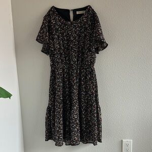 Chic Black Floral Midi Dress